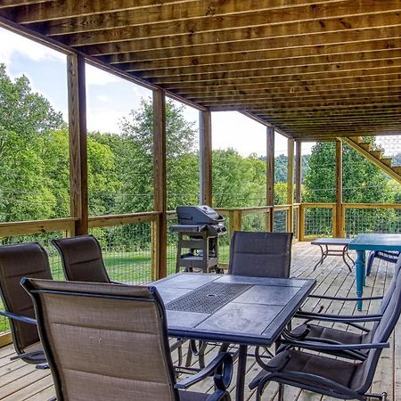 Fun & Games By Honeybearcabins 2Br/1Ba Sleeps 7 Сивиървил Екстериор снимка